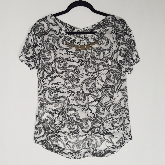 NEW BCBGENERATION Black White Swirl Print Semi Sheer Short Sleeve Top Small - Picture 4 of 9